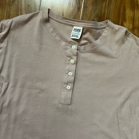 VS Pink Henley - Picture 4 of 5